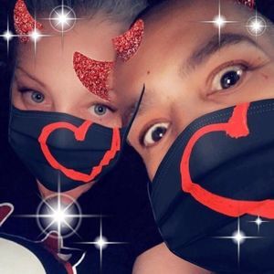 Meet your Posher, Crystal